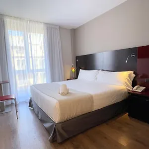 sant-antoni-barcelona.catalonia-hotels.com/