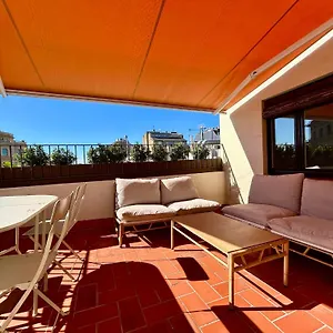 The Ultimate Central Place Barcelone